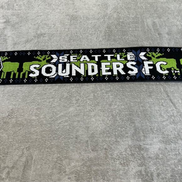 Seattle Sounders FC Ruffneck Scarf New With Tags MLS Soccer Winter Moose - Picture 2 of 4